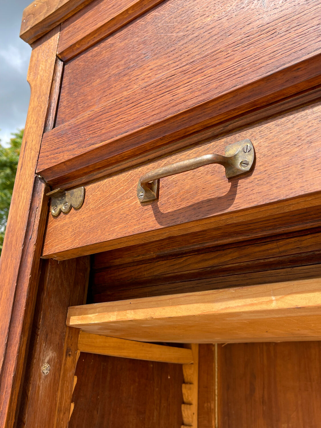 Filing cabinet with curtain