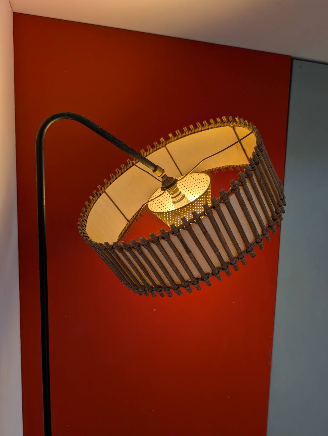 Lampadaire vintage - rotin et bambou - années 1950