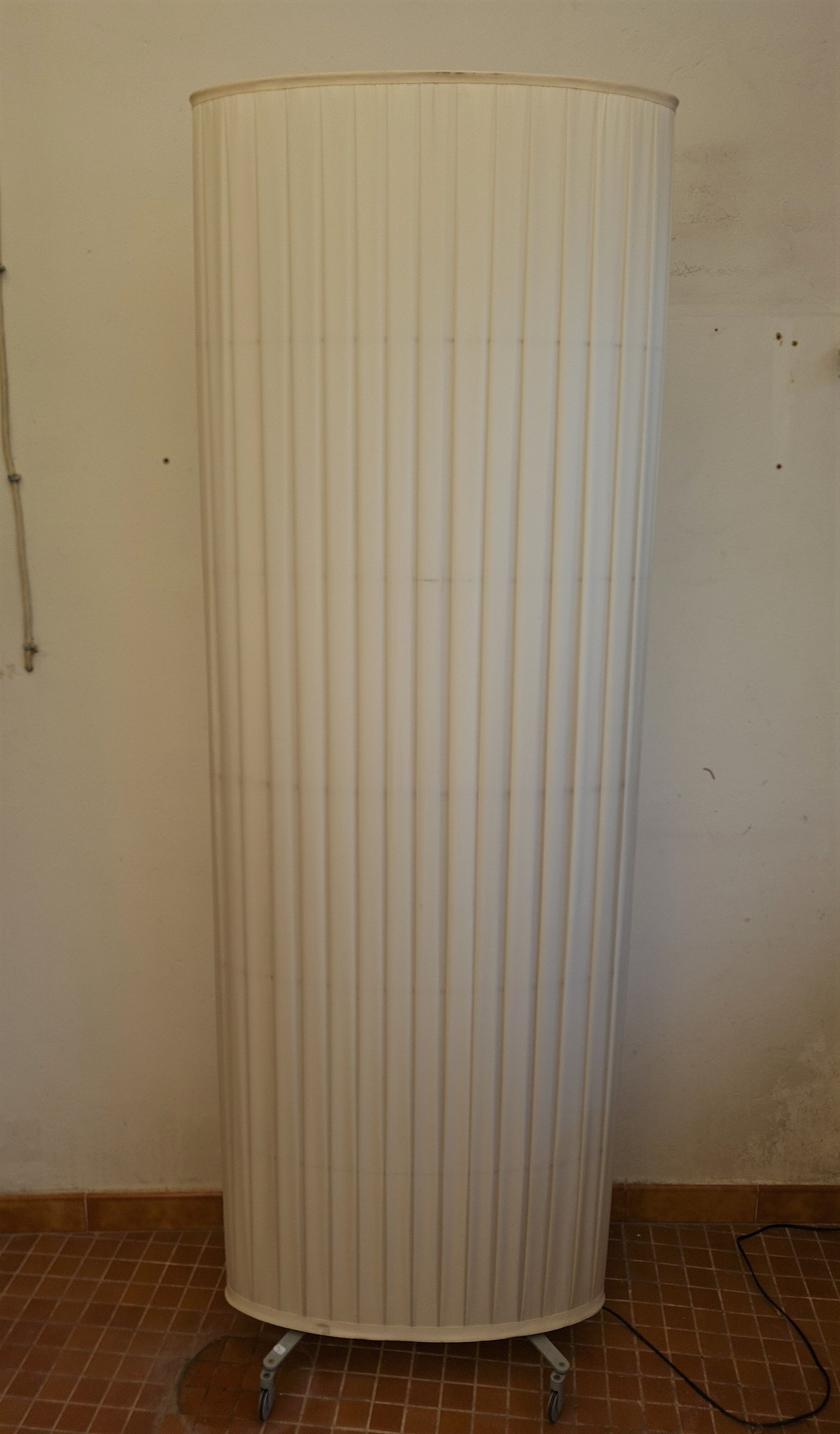 Floor lamp pleated fabric