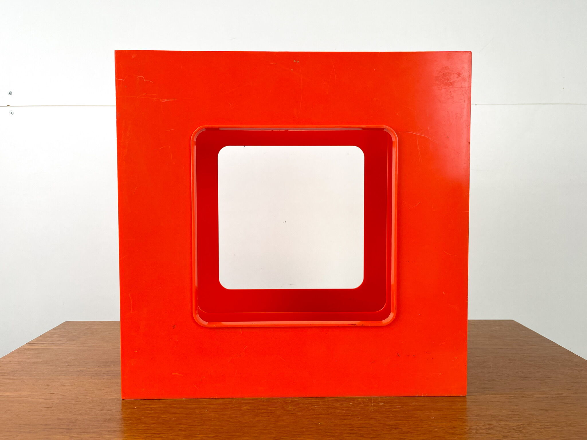 Cool LP box from Wittner brand