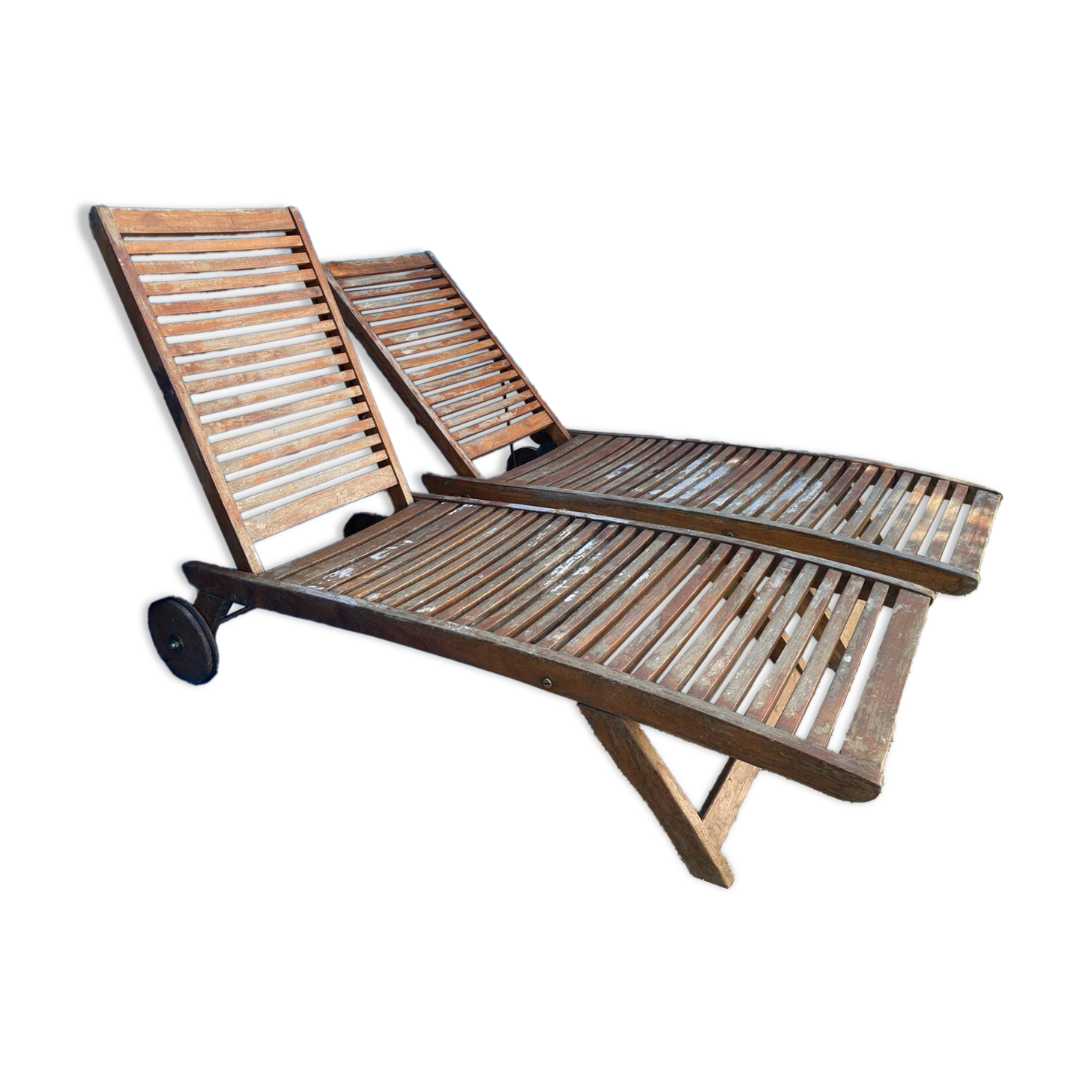 2 chaises longues en bois exotique
