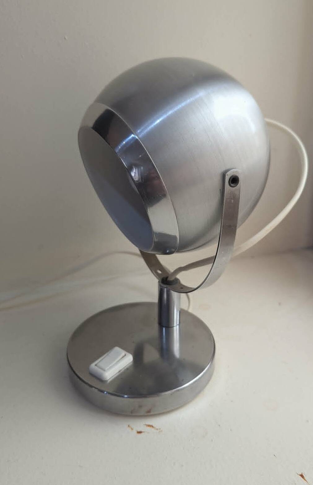 EYE BALL desk lamp