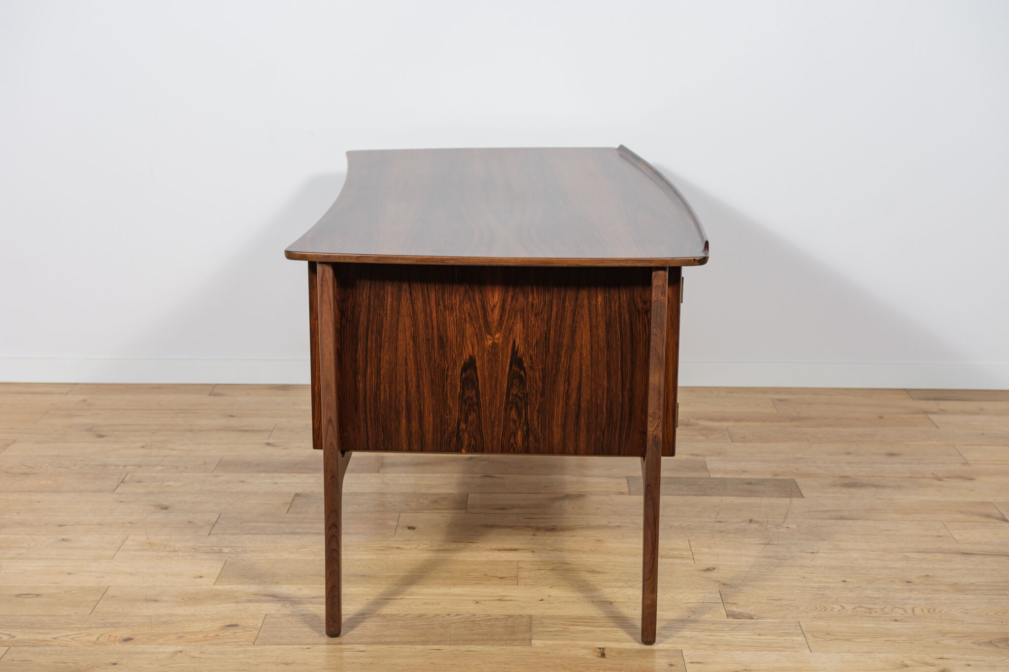 Mid-Century Modern Danish Rosewood Desk by Svend Åge Madsen for H.P. Hansen, Denmark, 1960s