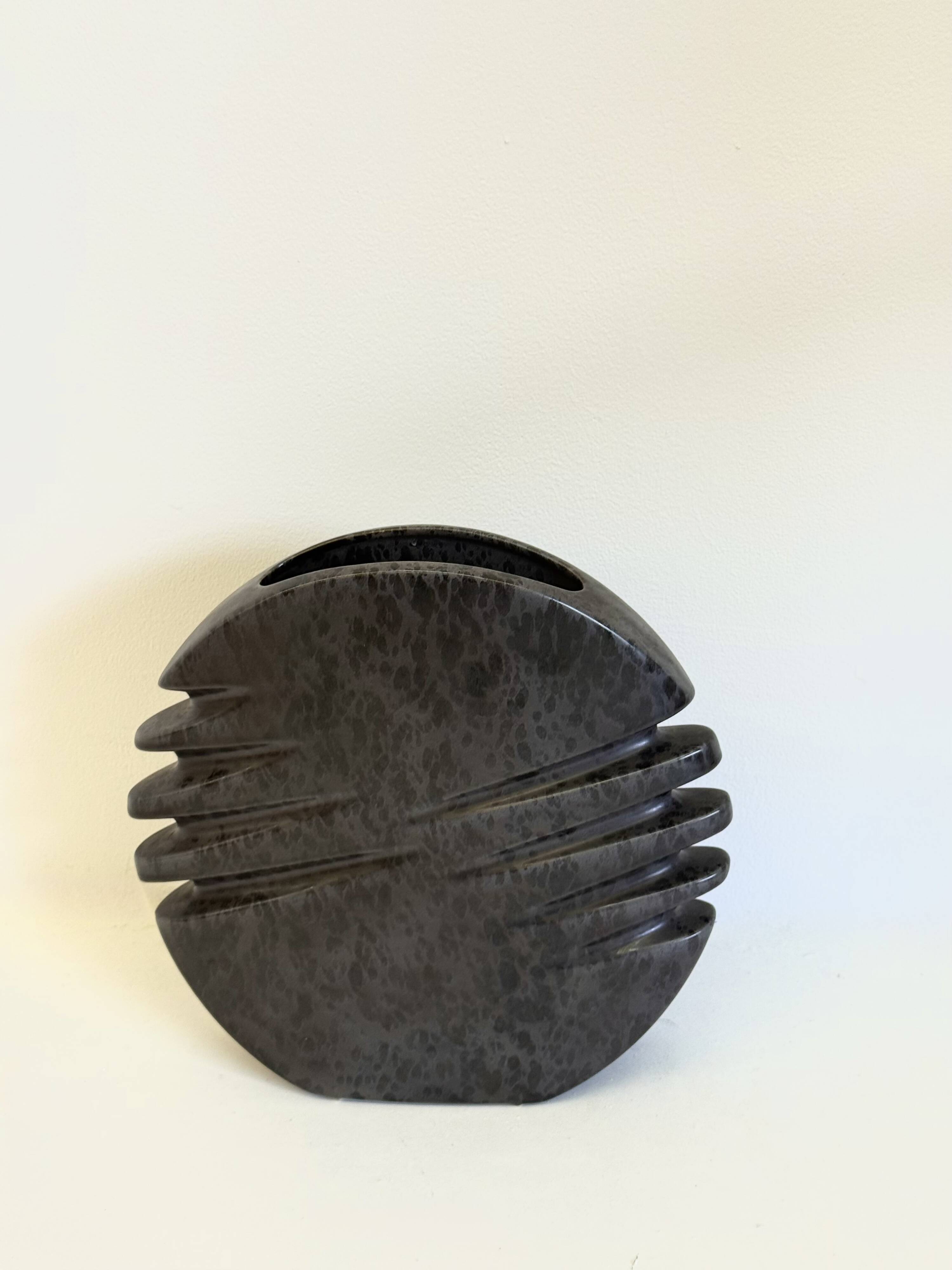 ceramic vase by Nereo Boaretto in dark gray