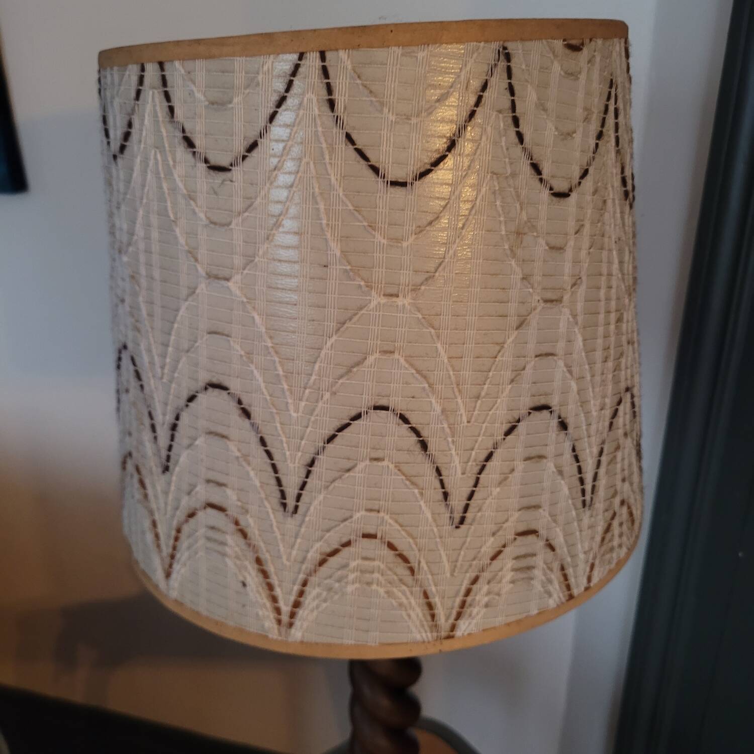 70s spiral turned wood lamp