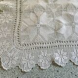 Old square placemat width 68