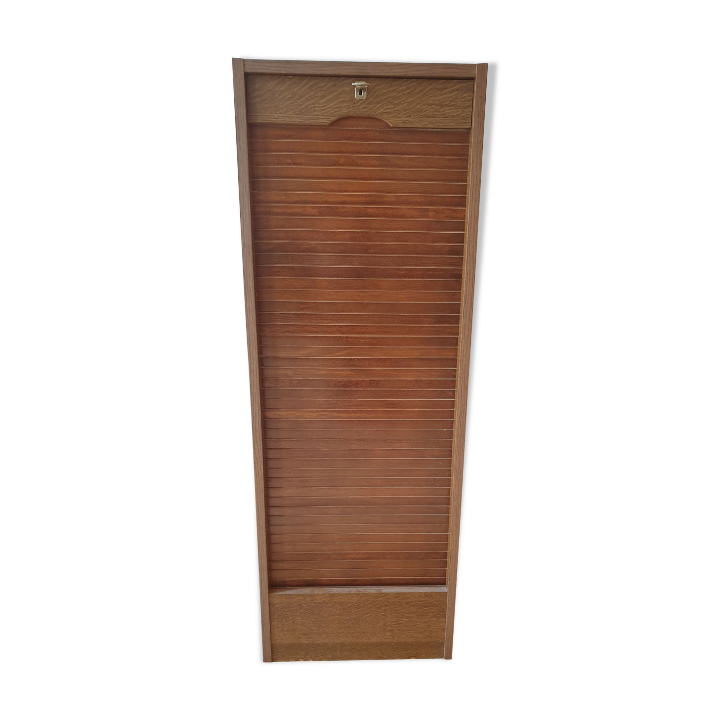 Curtain cabinet