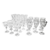 Service de 27 verres en cristal de Saint-Louis — Modèle Trianon