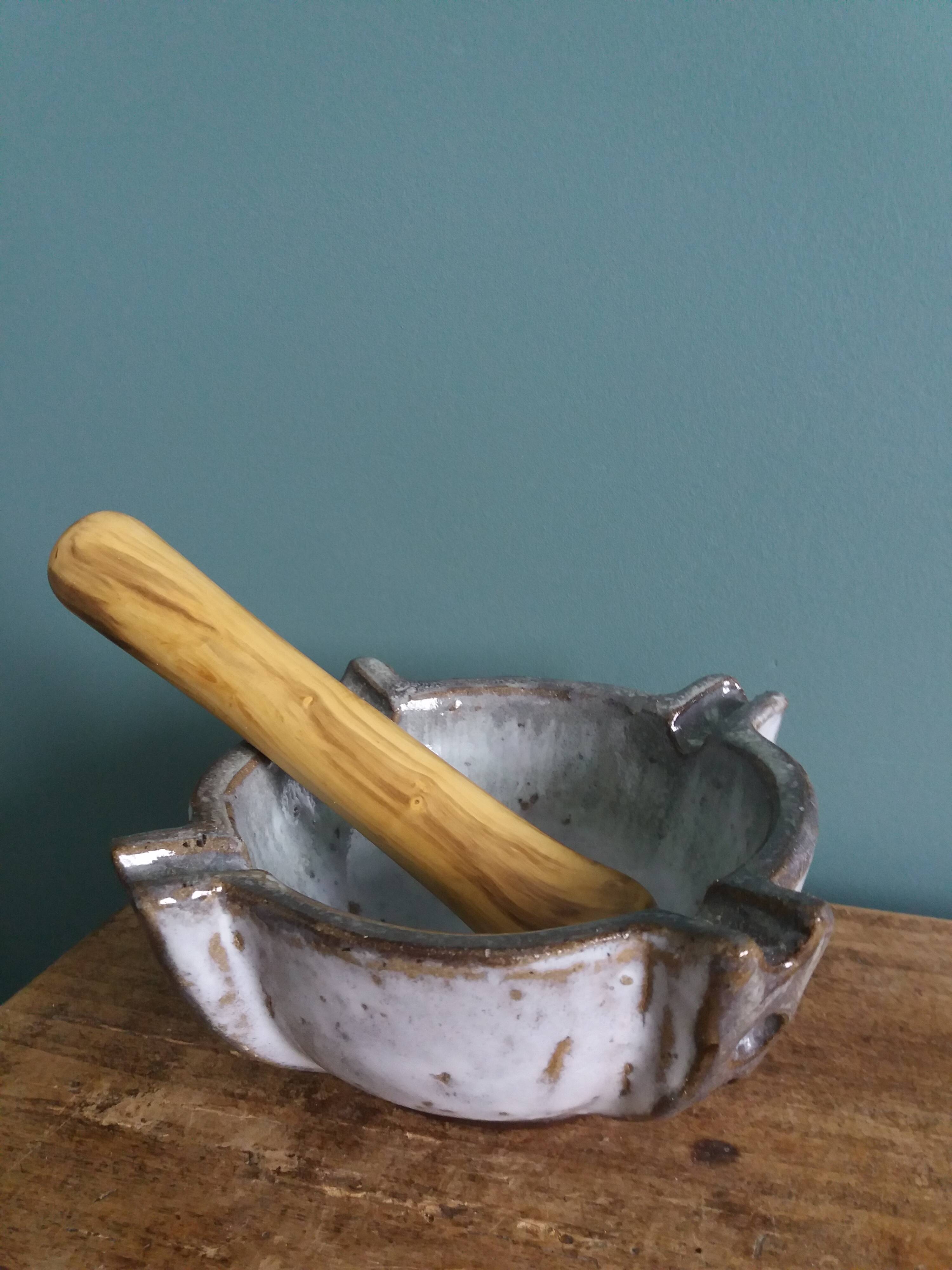 Mortar, ashtray, empty pocket, stoneware signed Les poteries de la Vallée Noire