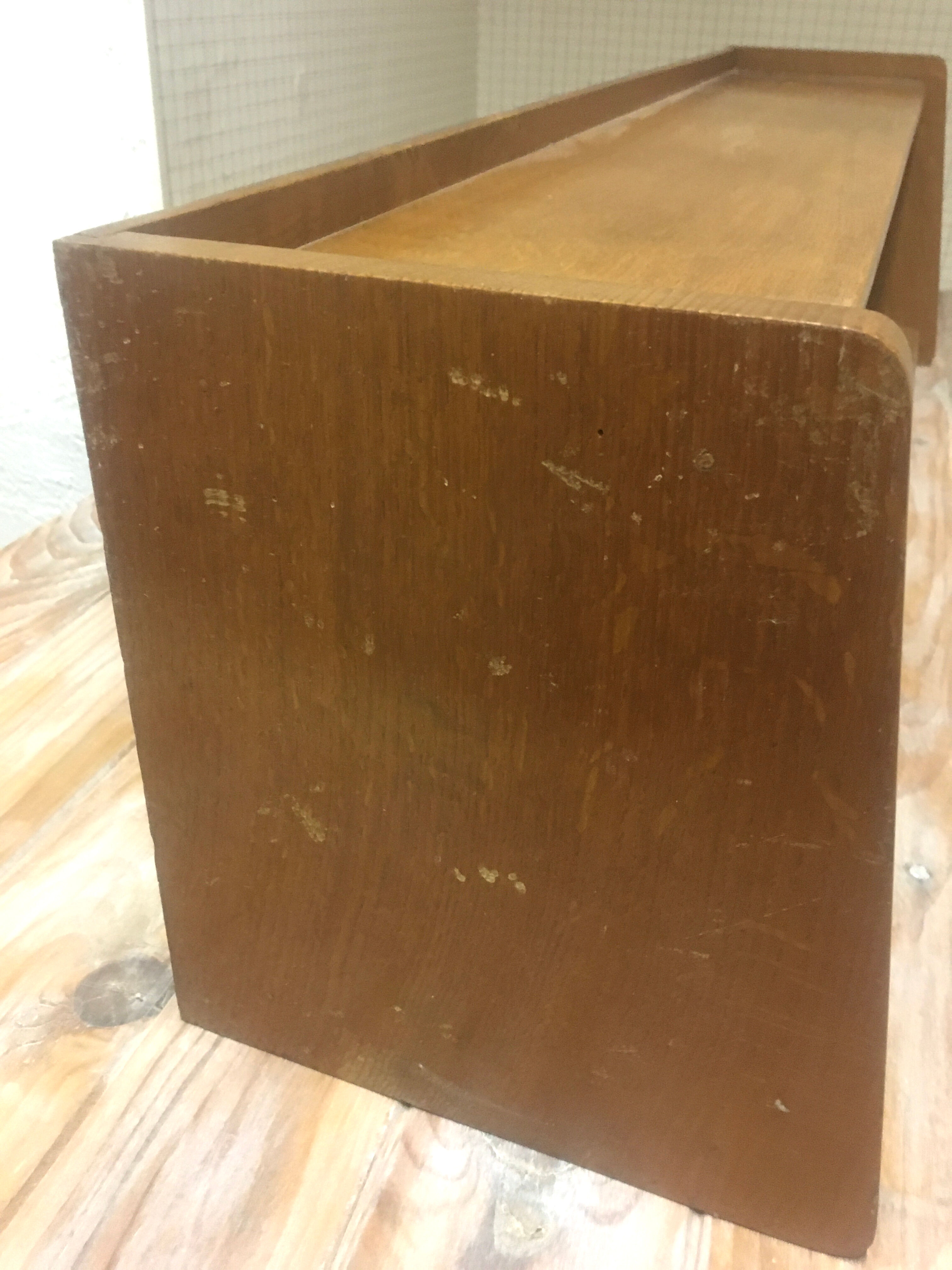 Etagère murale en bois