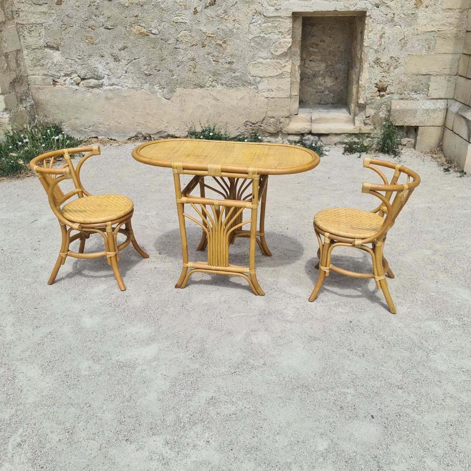 Table and chairs bistrot head to head rattan bamboo 1970