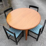 Danish teak extendable round table of the years 60