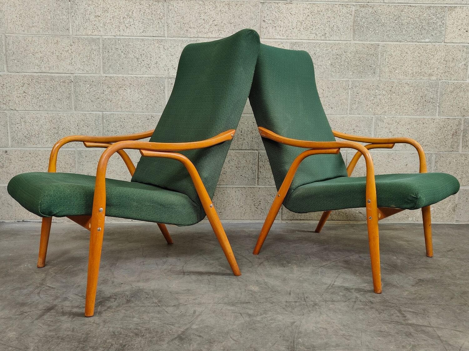 Pair of green armchairs by Antonin Suman for Ton Bystrice (Thonet) year 1960