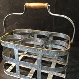 Metal bottle basket