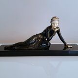 Chryselephantine sculpture signed Meneville