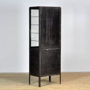 Cabinet de médecine en fer poli, années 1950