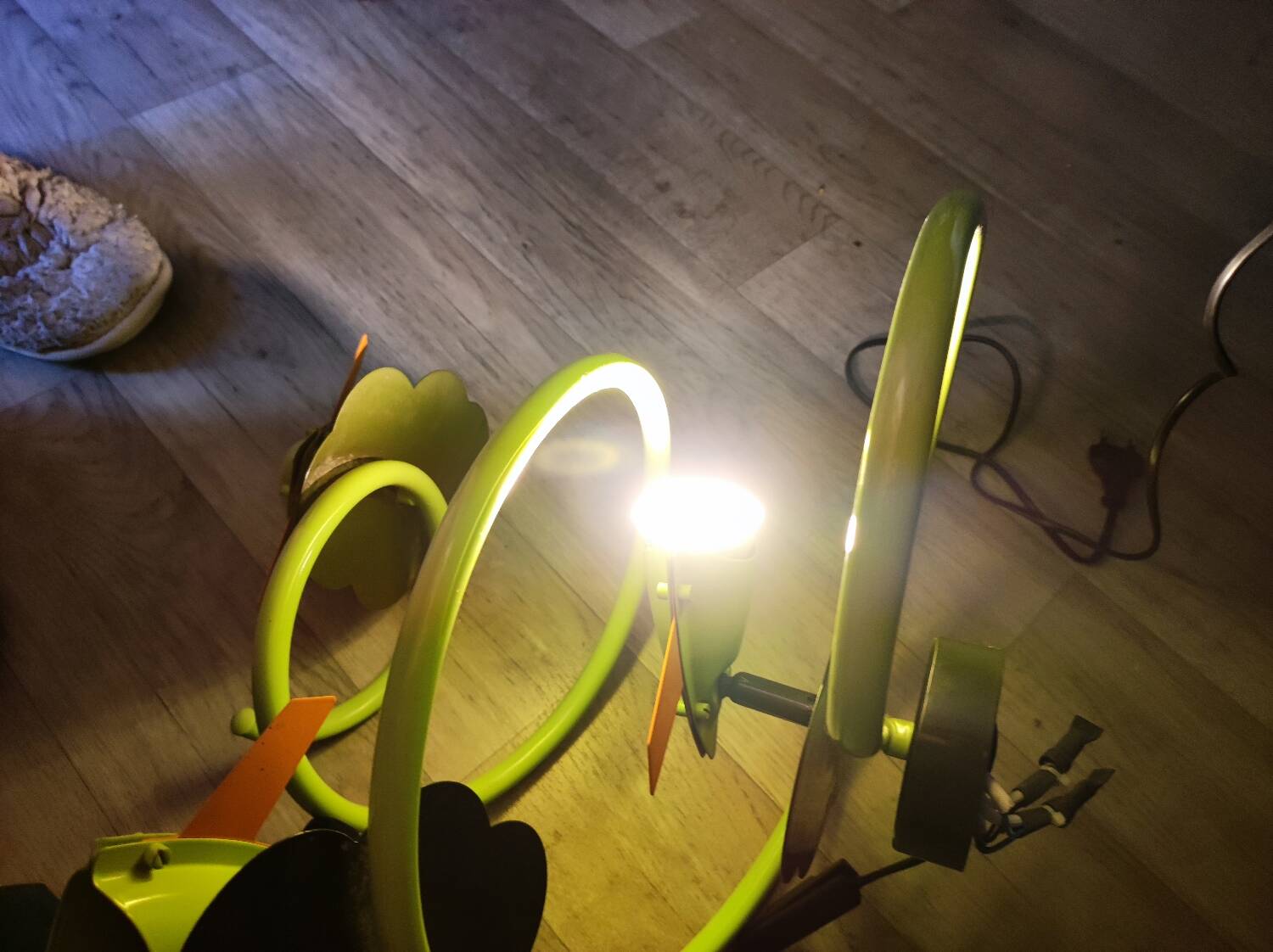 Lustre spirale