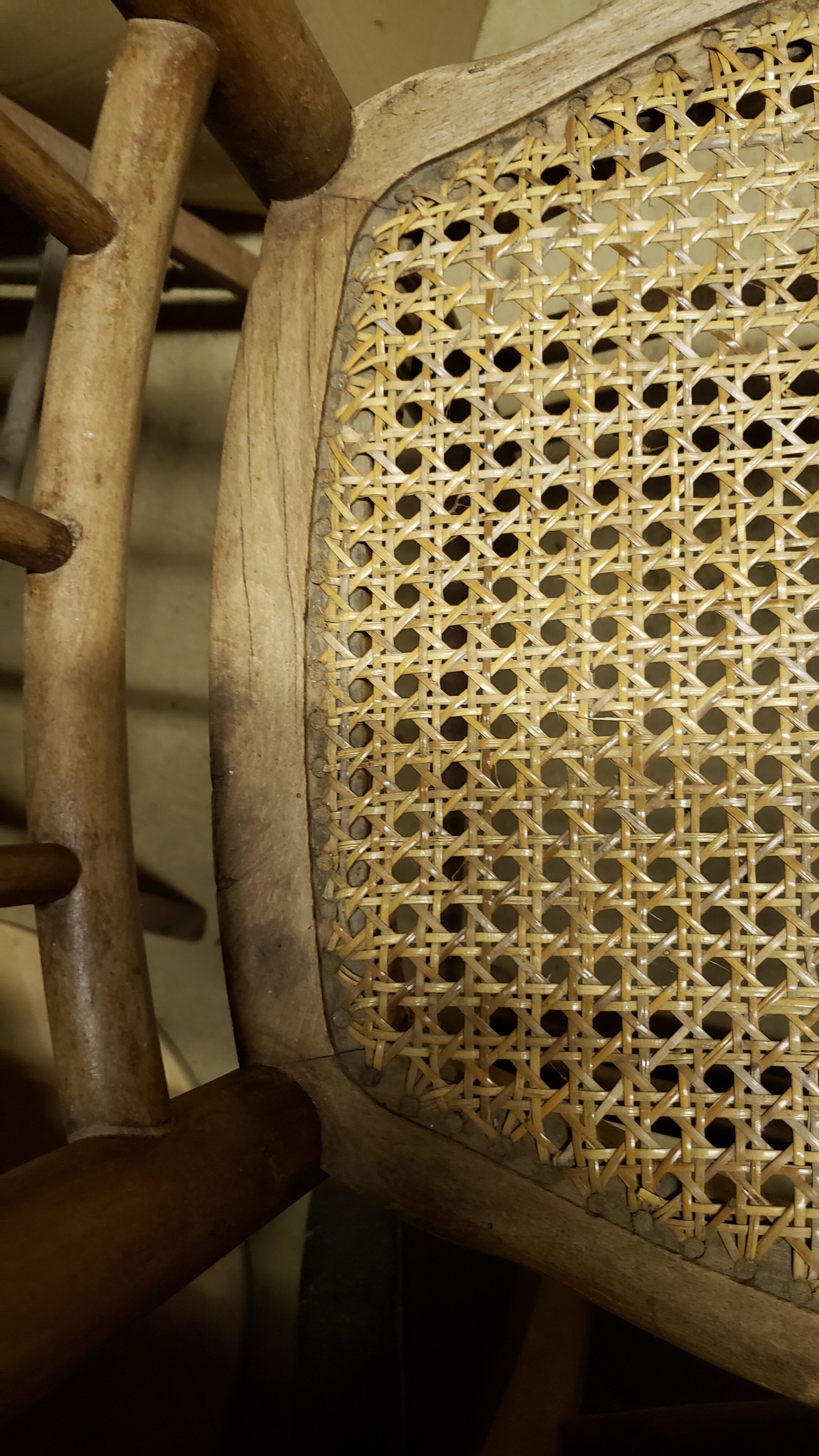 Chaise bistrot cannée 1900