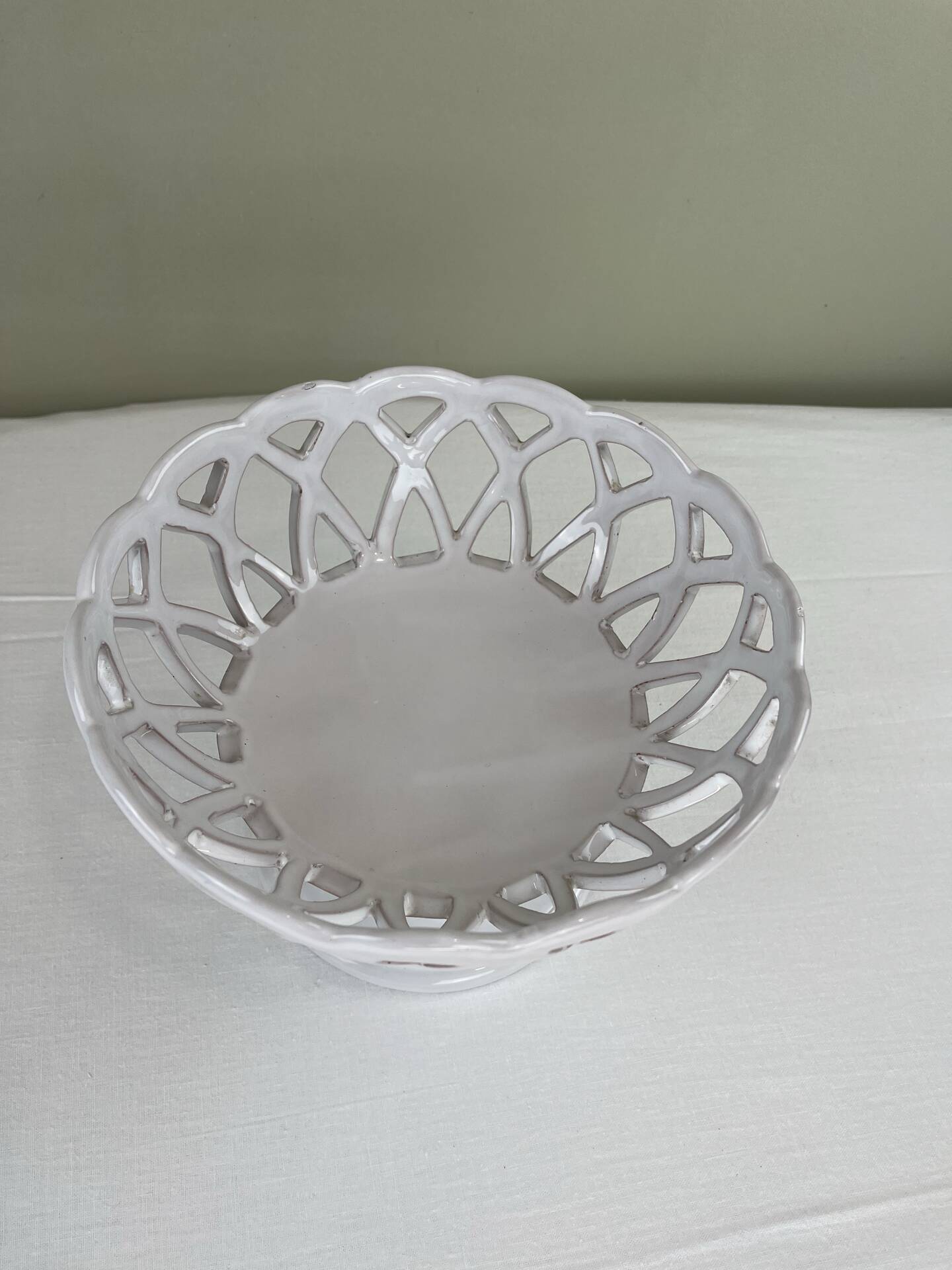 Openwork fruit bowl signed Lallier from Moustier