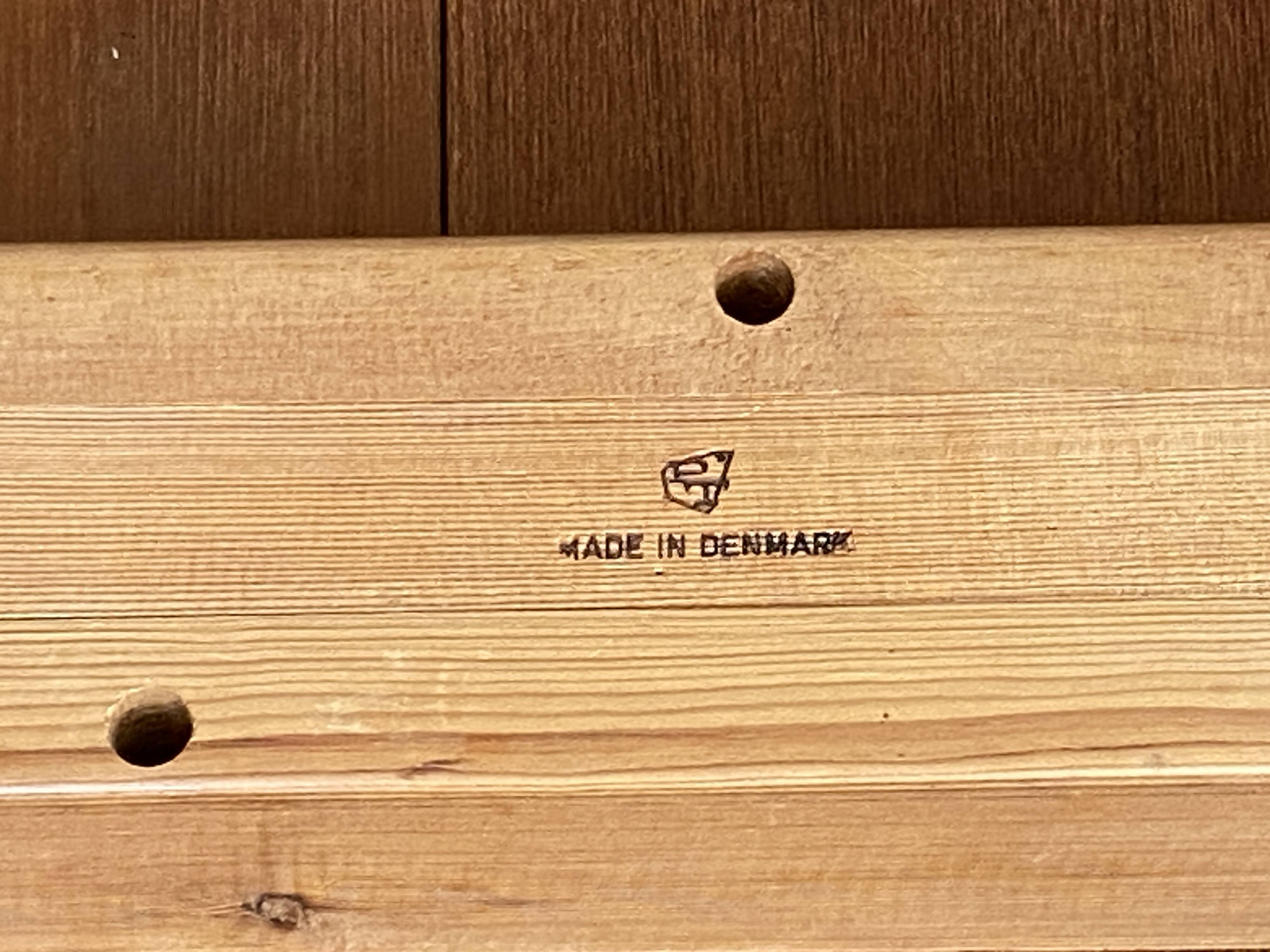 Table ronde extensible en bois de teck Scandinave signée, Danemark 1960