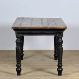 Pine farmtable