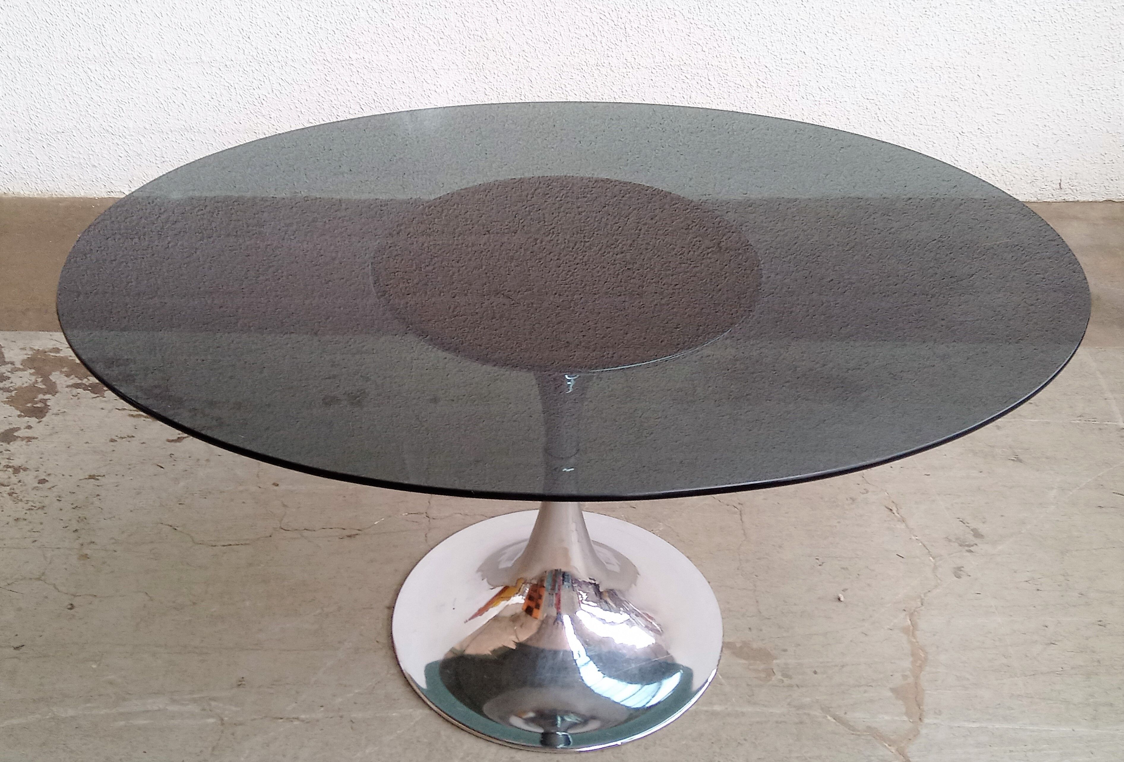 Gastone Rinaldi oval table circa 70 foot chrome tulip tray smoked glass