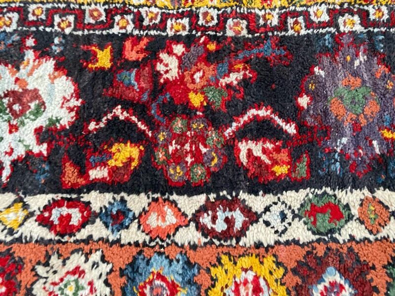 Large old Moroccan carpet Berbere 315x396 cm