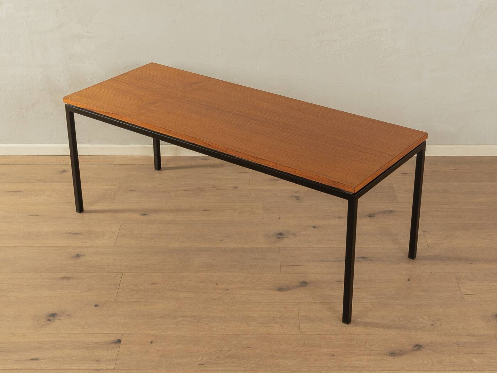 Table basse minimaliste, années 1950
