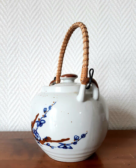 Japanese stoneware tea set