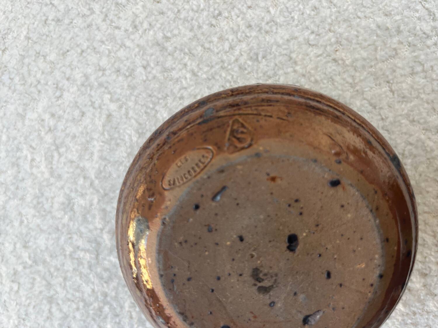 Pique-fleurs en grès