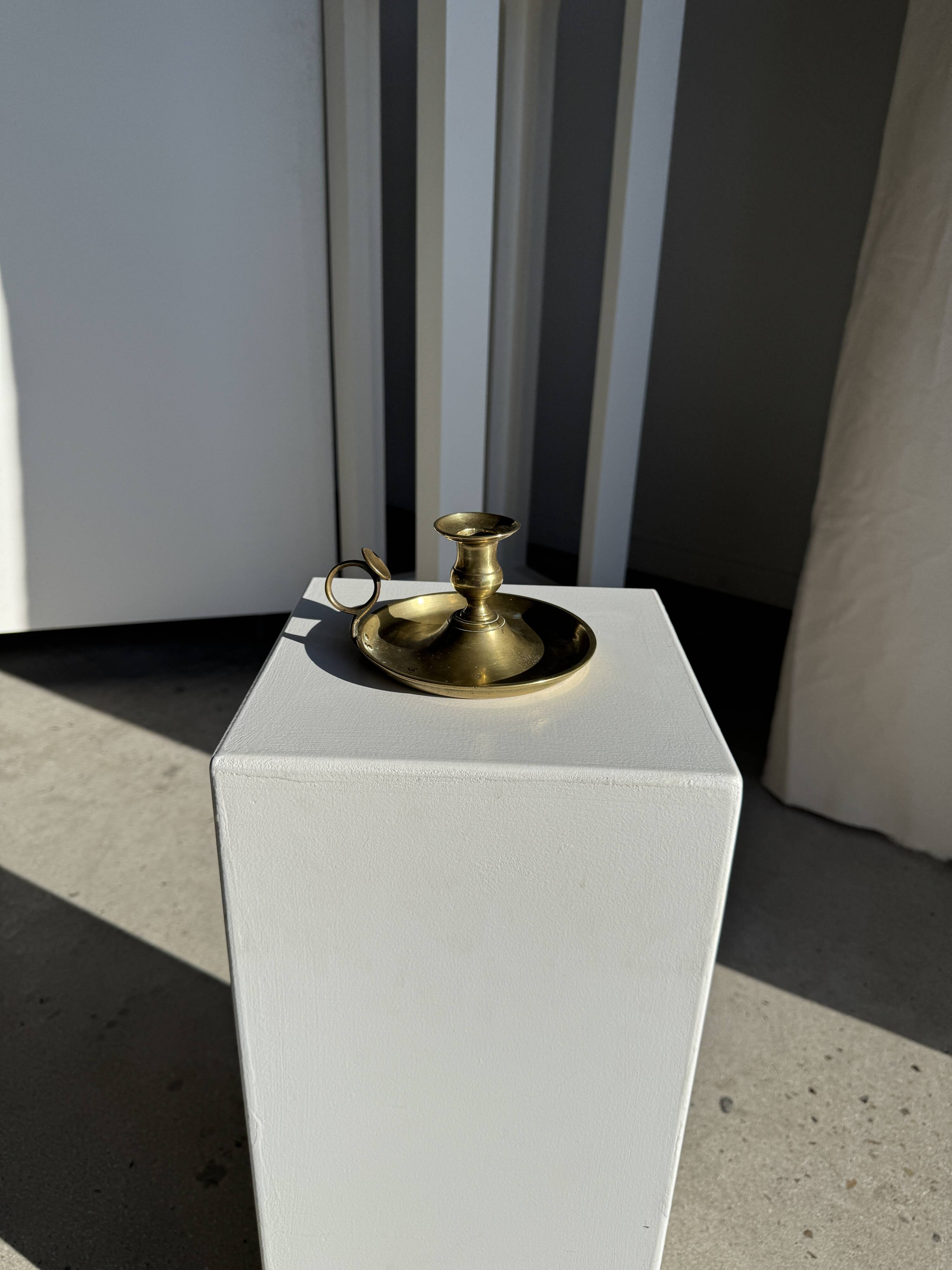 Antique gold hand candlestick H8 D14