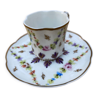 Porcelain cup