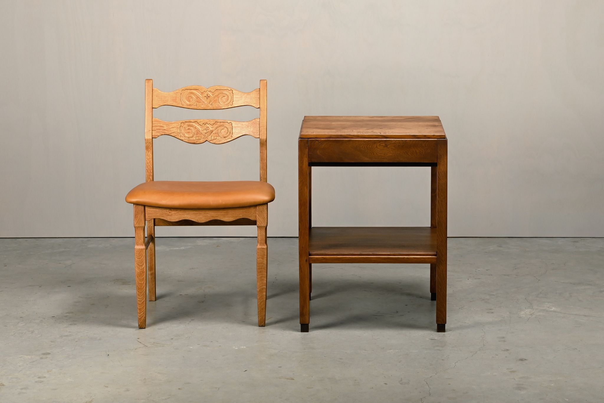 Dutch Modernist Art Deco Amsterdam School side table or bedside table Oak