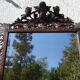 Miroir sculpté fronton lions
