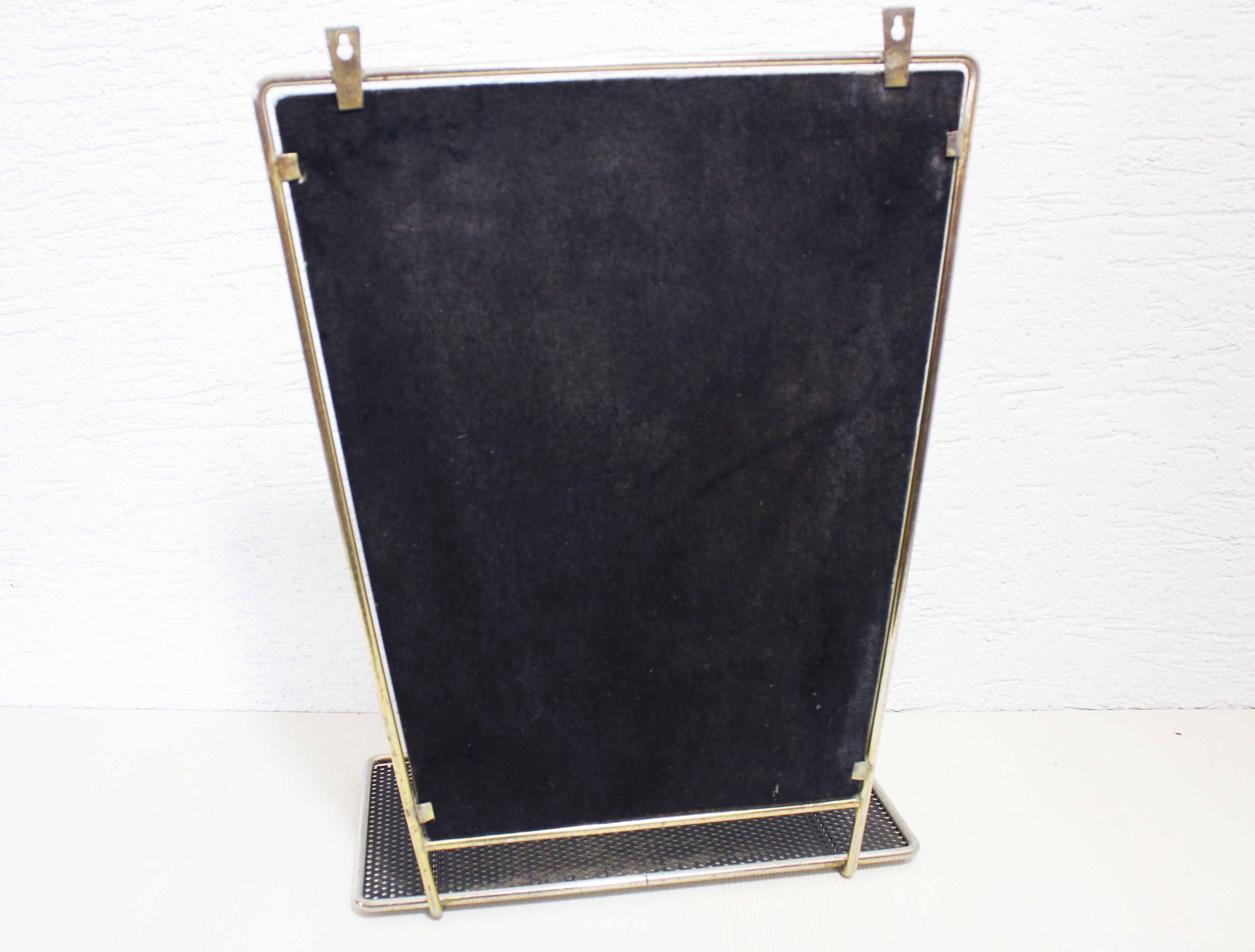 Wall-mounted barber mirror