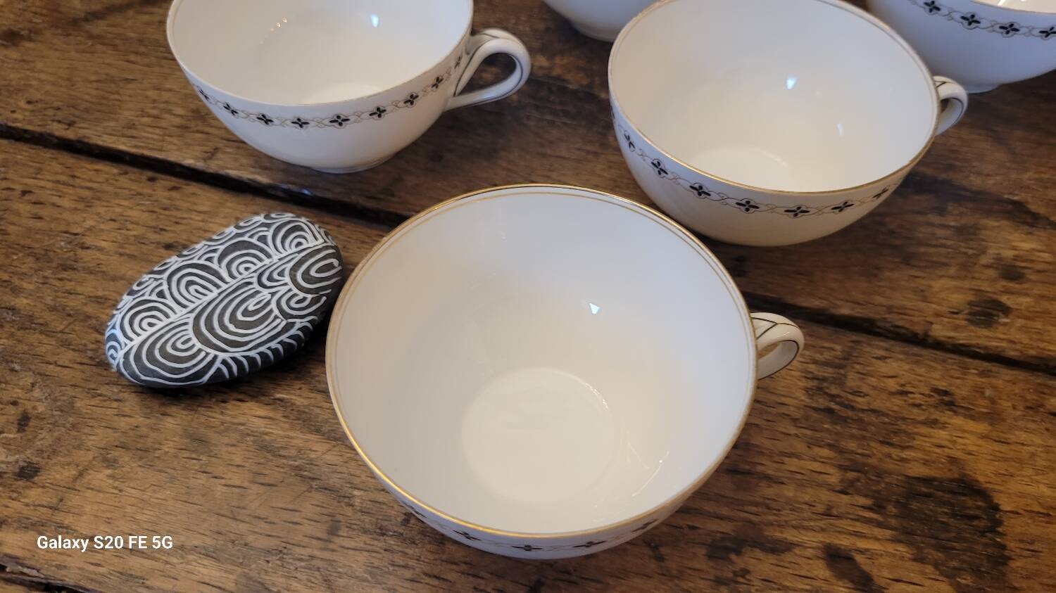 5 fine porcelain cups