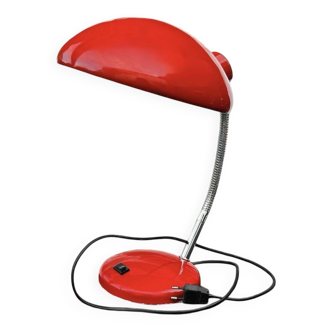 Vintage red lacquered metal desk lamp – Space Age / Bauhaus style