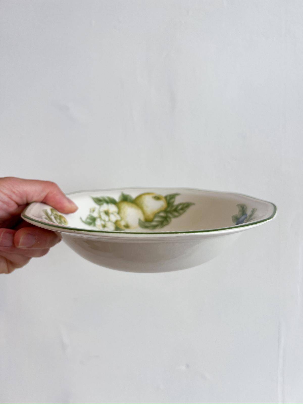 11 Churchill deep dessert plates