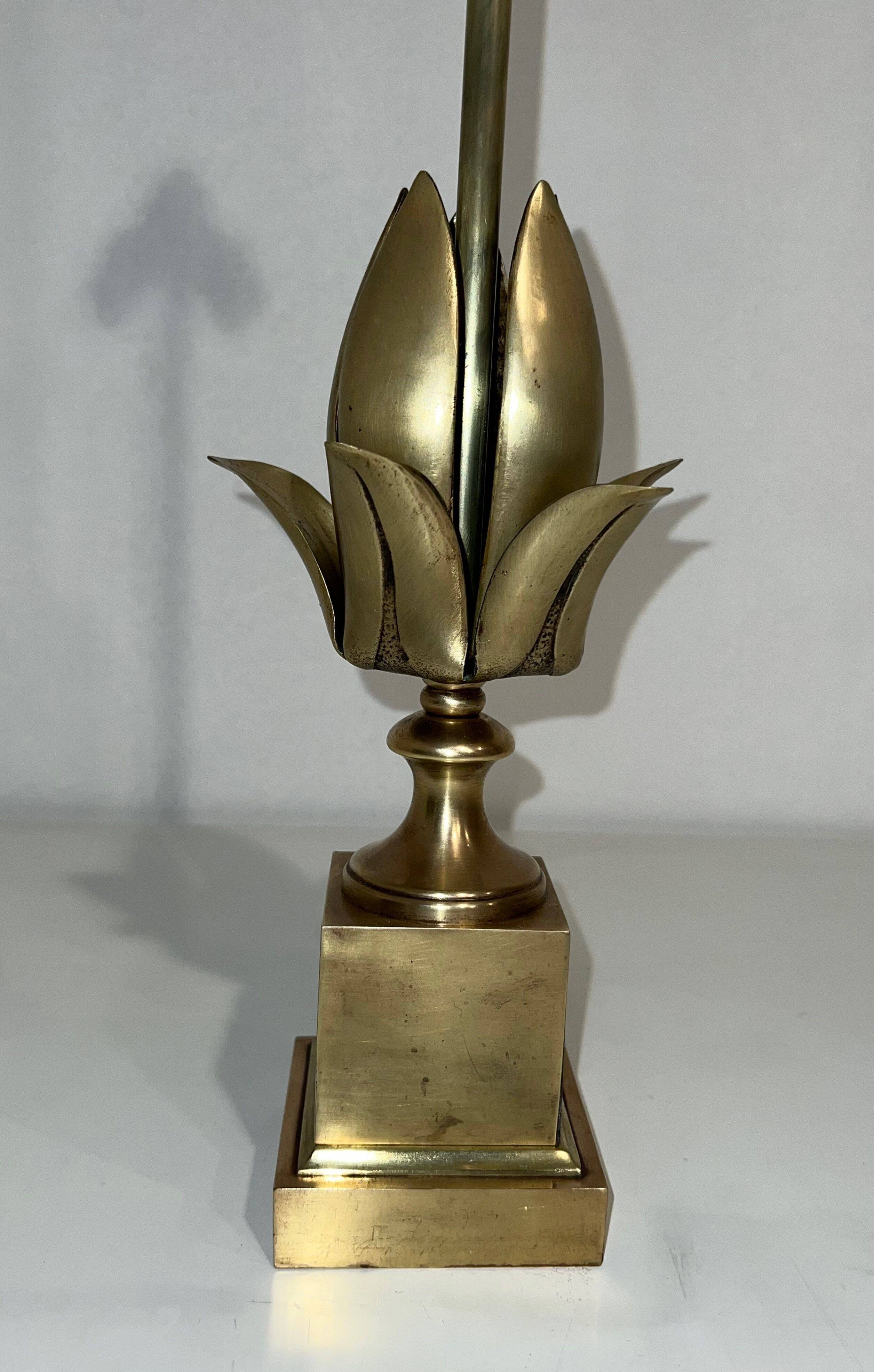 Brass flower lamp