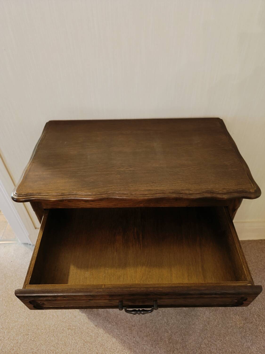Petit buffet confiturier en bois massif vintage