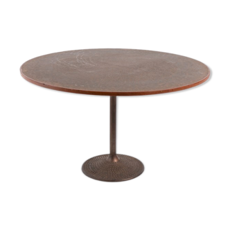 Table scandinave avec incrustation de cuivre des années 1960