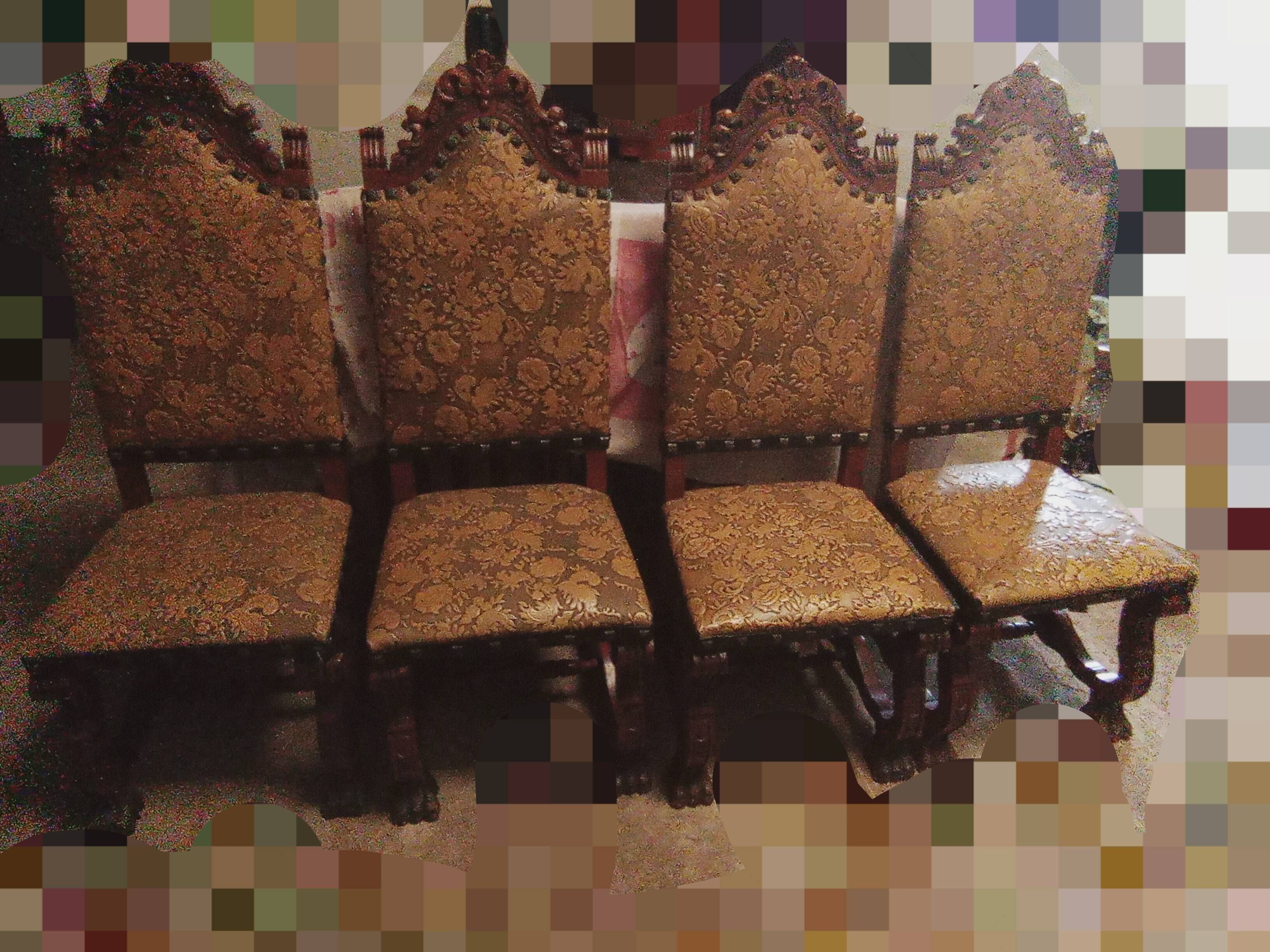 Set of 4 Spanish Renaissance chairs from the 19th century - carved wood with waffle leather.
