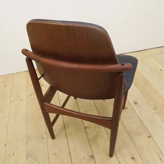 Teak chair by Arne Hovmand-Olsen, Denmark 1960