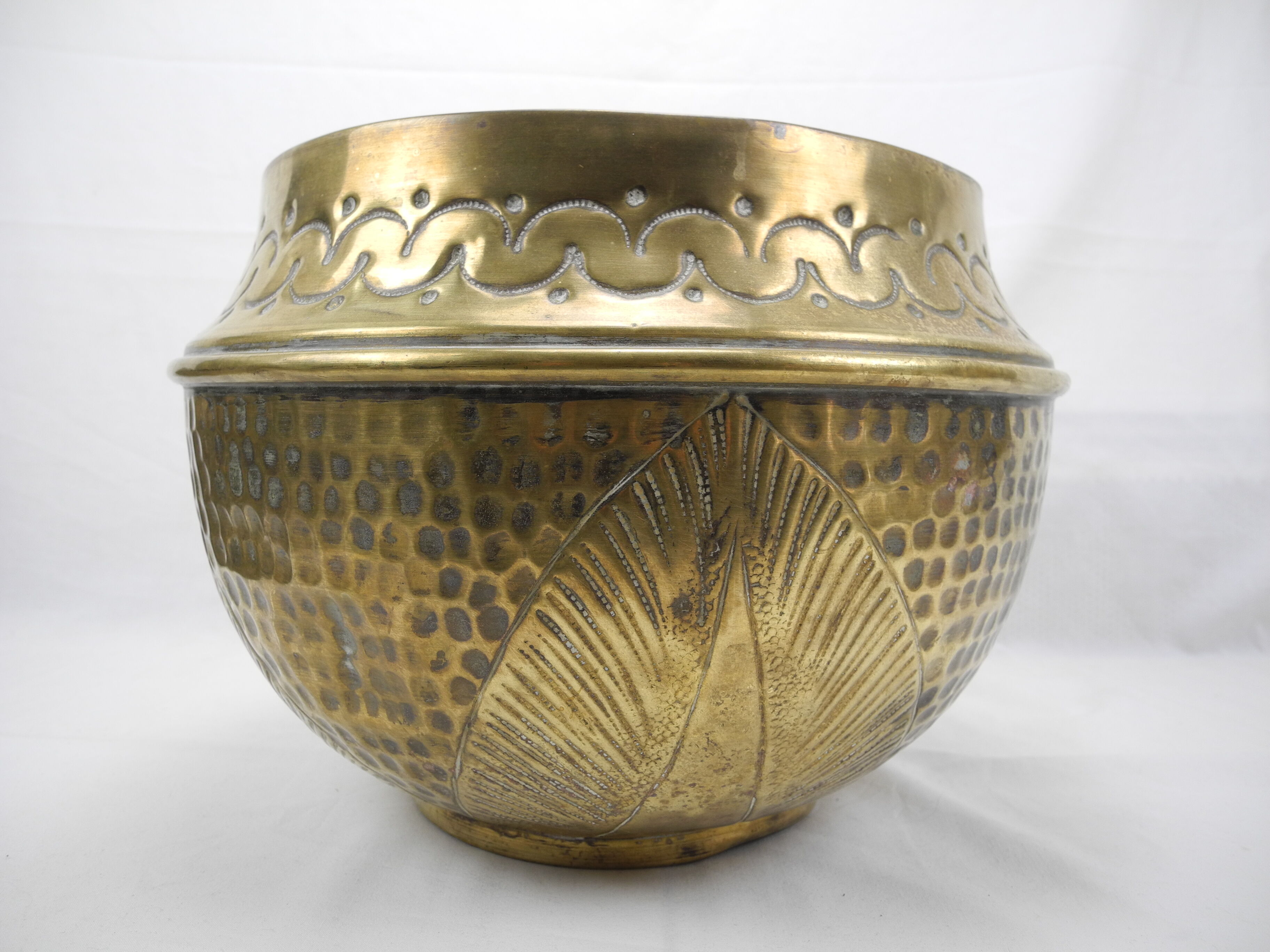 Cache pot laiton doré