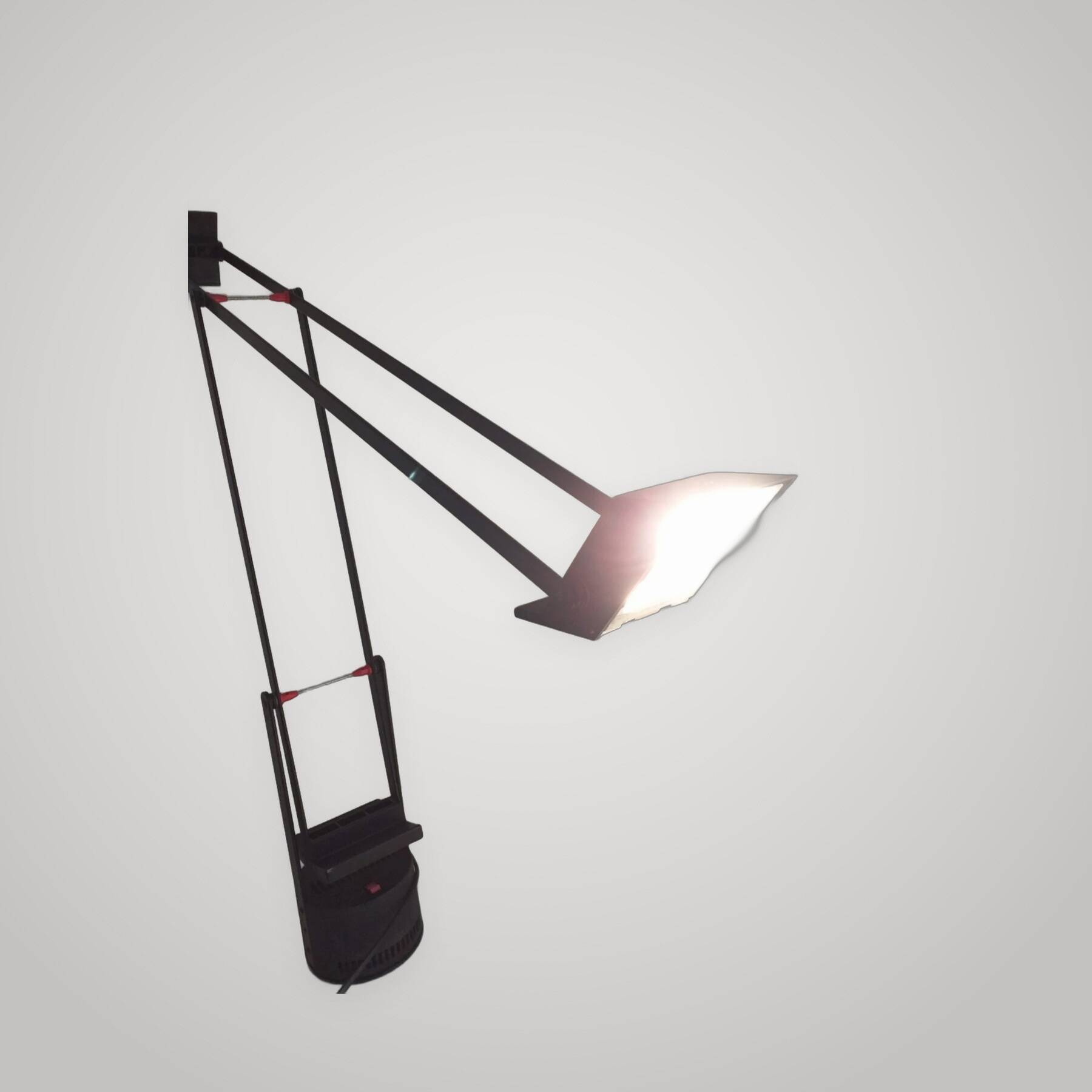 Lampe Artemide Tizio Design Richard Sapper