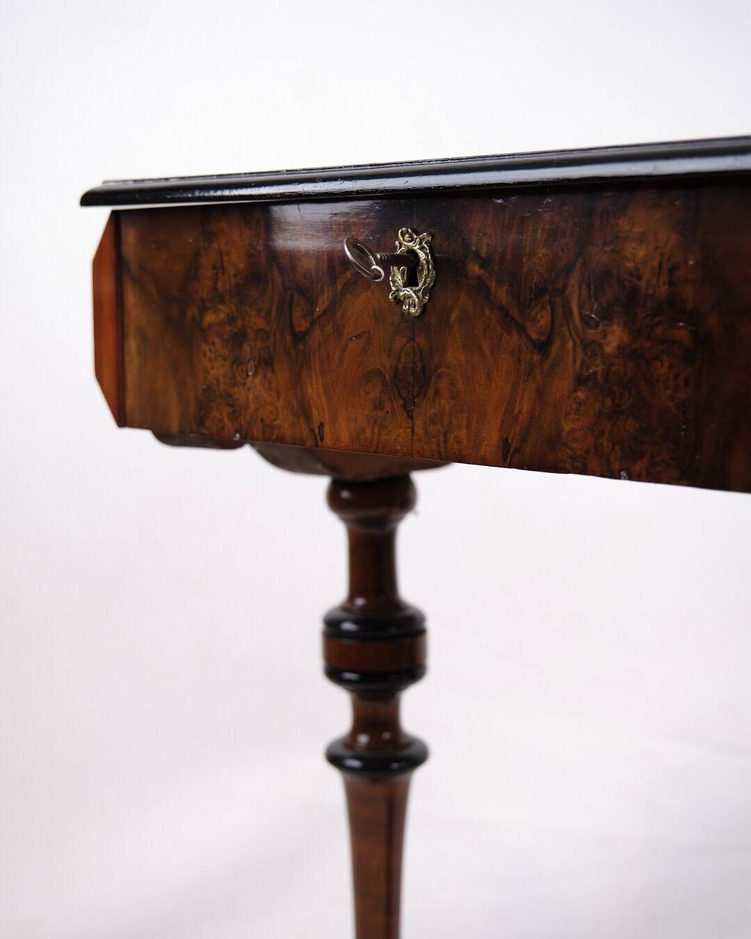 Antique sewing/side table with built-in storage - hand polished mahogany - turned legs - year 1890s