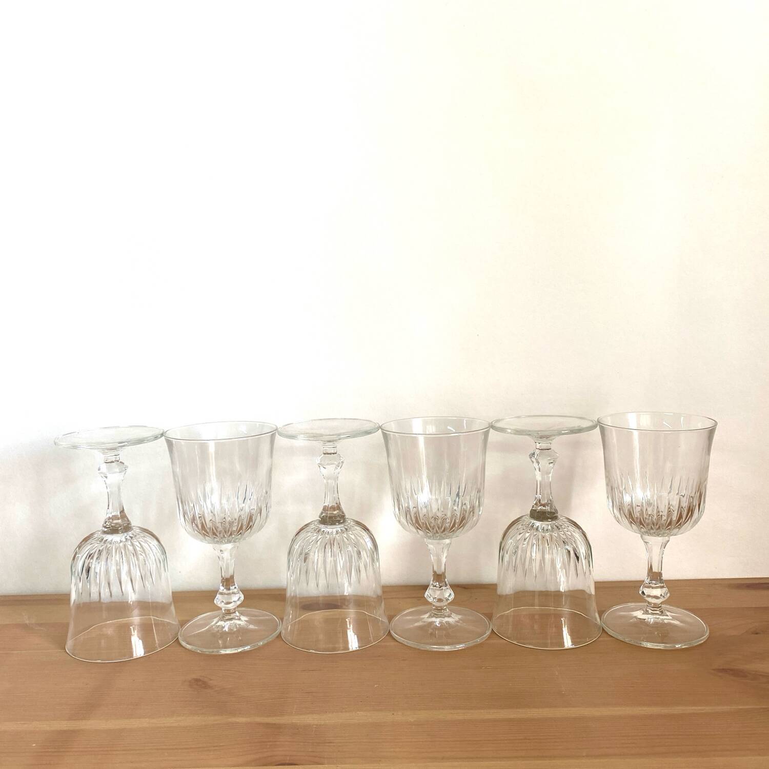 Red wine glasses - Esso - Vintage