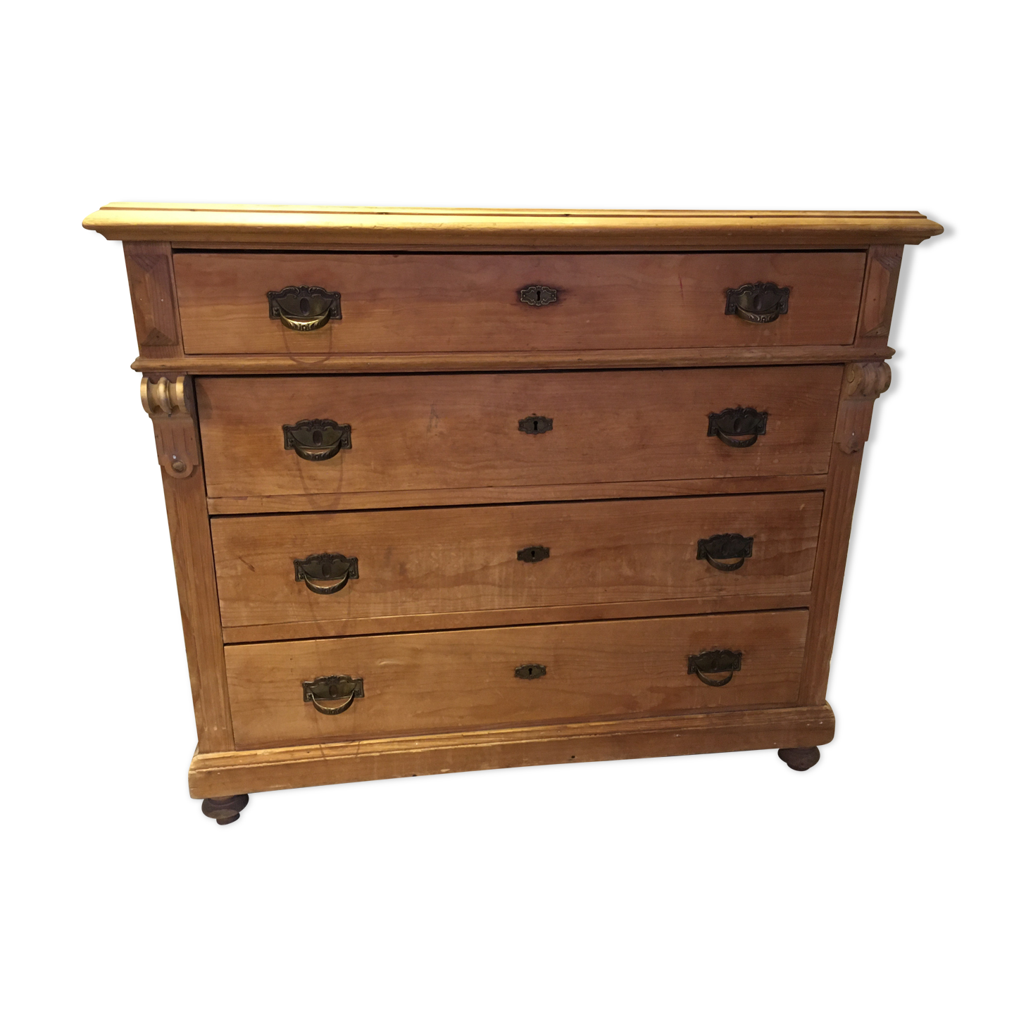 Old English chest of drawers