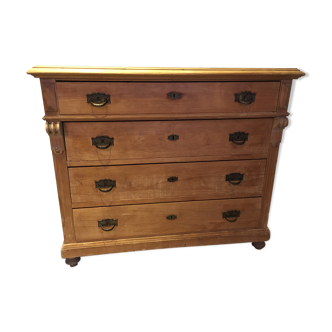 Old English chest of drawers
