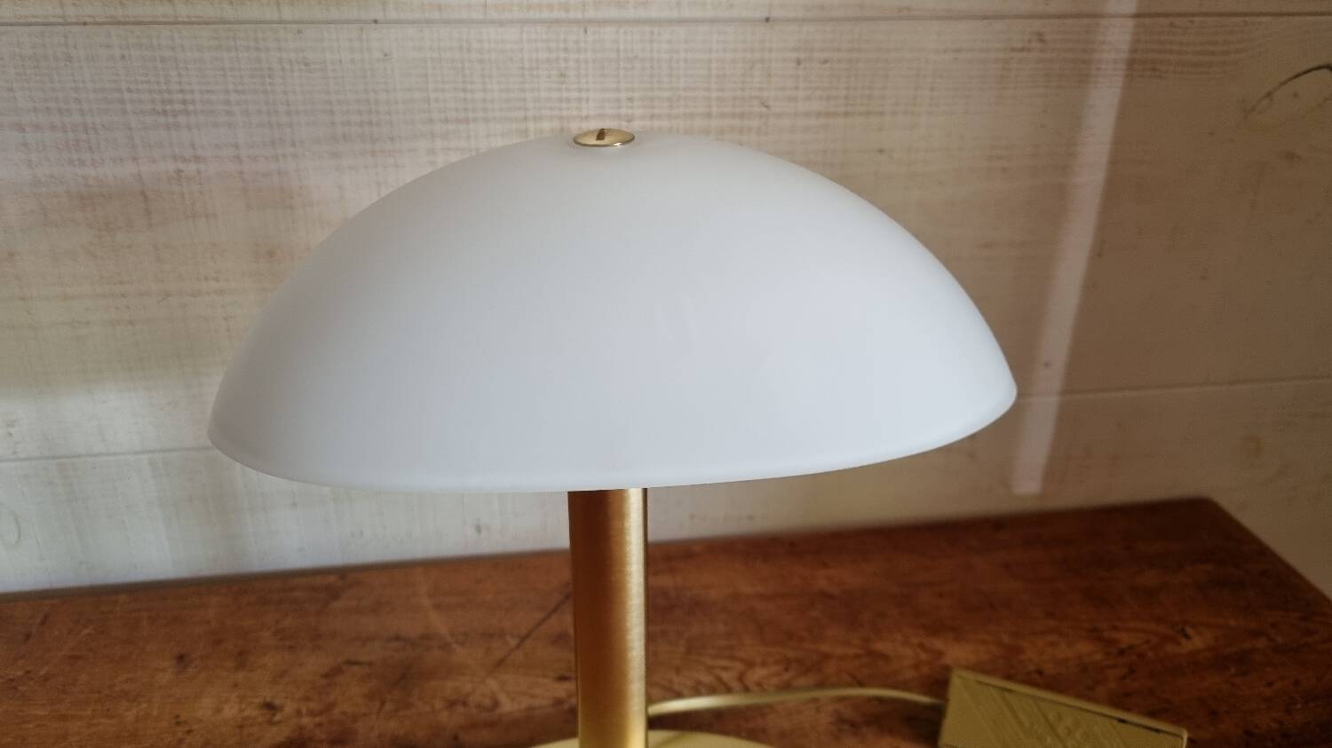 Vintage Italian table lamp, frosted glass